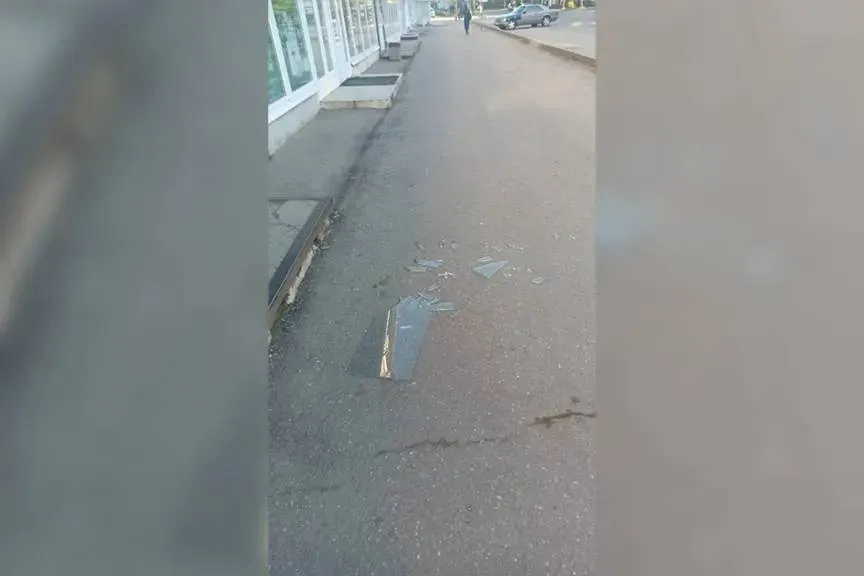 Под Новгородом второклассник скинул с балкона стекло и убил трёхлетнюю девочку